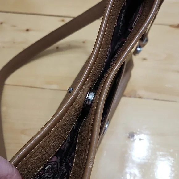 Brighton Pebbled Leather Crocodile Embossed Shoulder Handbag Purse Brown Camel - Picture 17 of 17